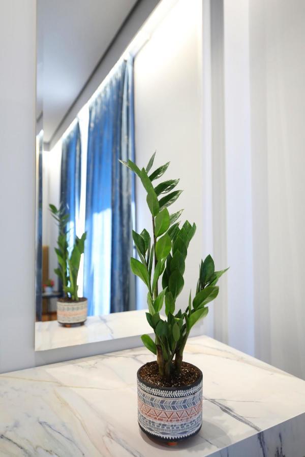 Ulcas Guest Huse Bed & Breakfast Vlore Exterior photo
