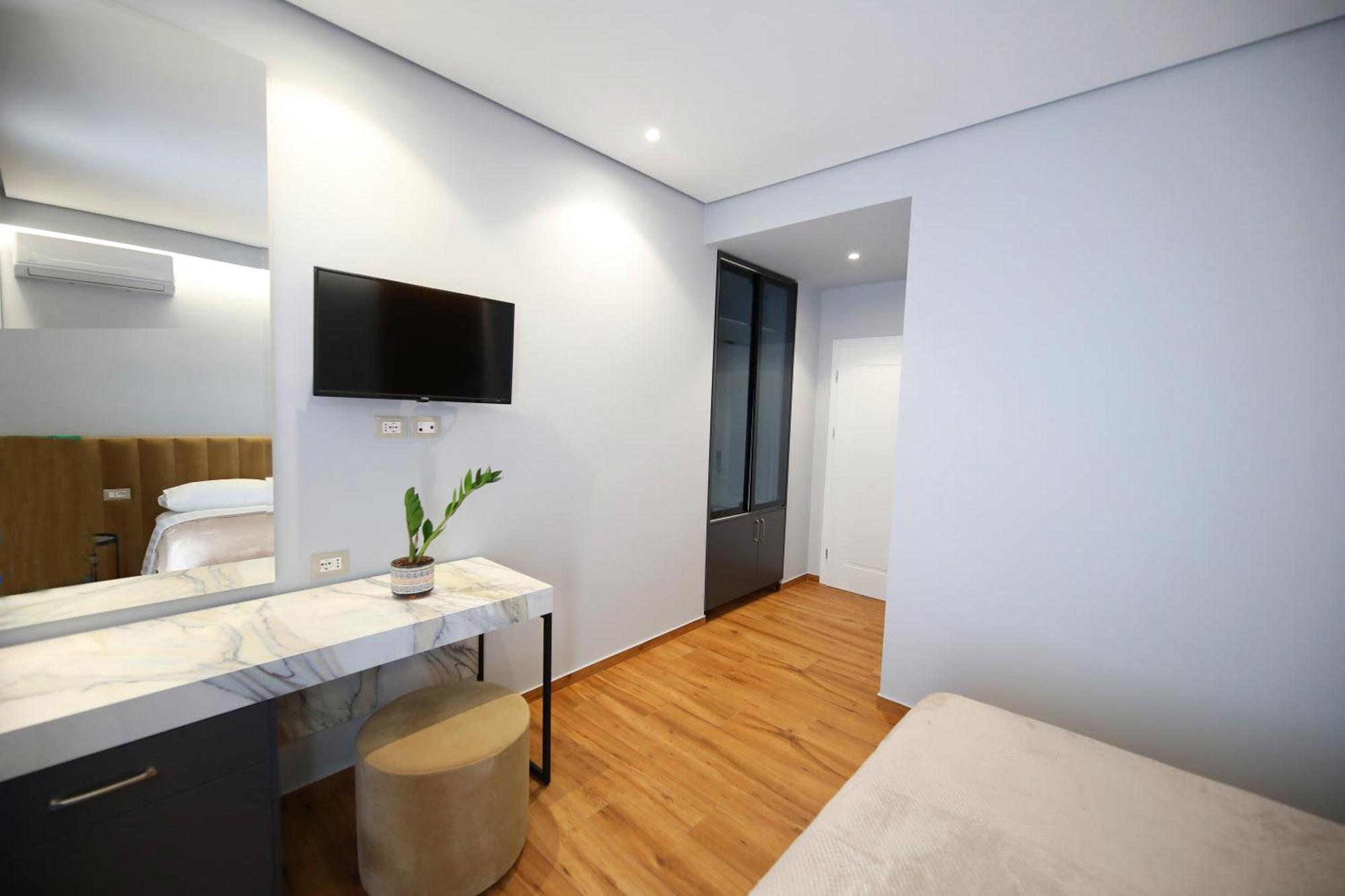 Ulcas Guest Huse Bed & Breakfast Vlore Room photo